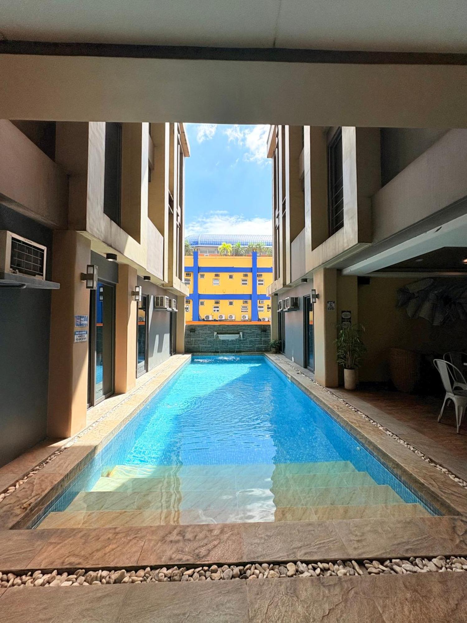 โรงแรมแปซิฟิค พาร์ค เกซอนซิตี้ ภายนอก รูปภาพ